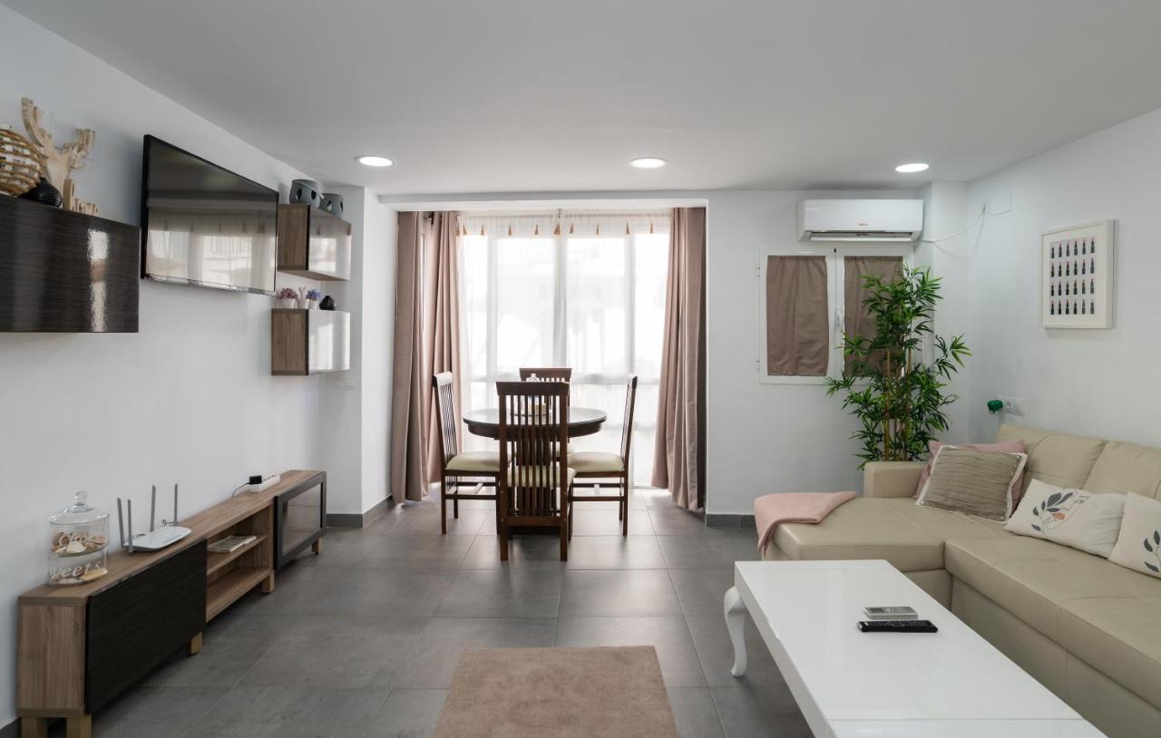 Playa Carihuela Apartamentos El Carmen טורמולינוס מראה חיצוני תמונה