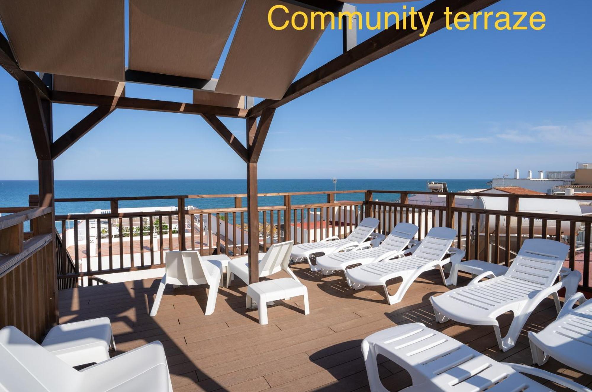 Playa Carihuela Apartamentos El Carmen טורמולינוס מראה חיצוני תמונה
