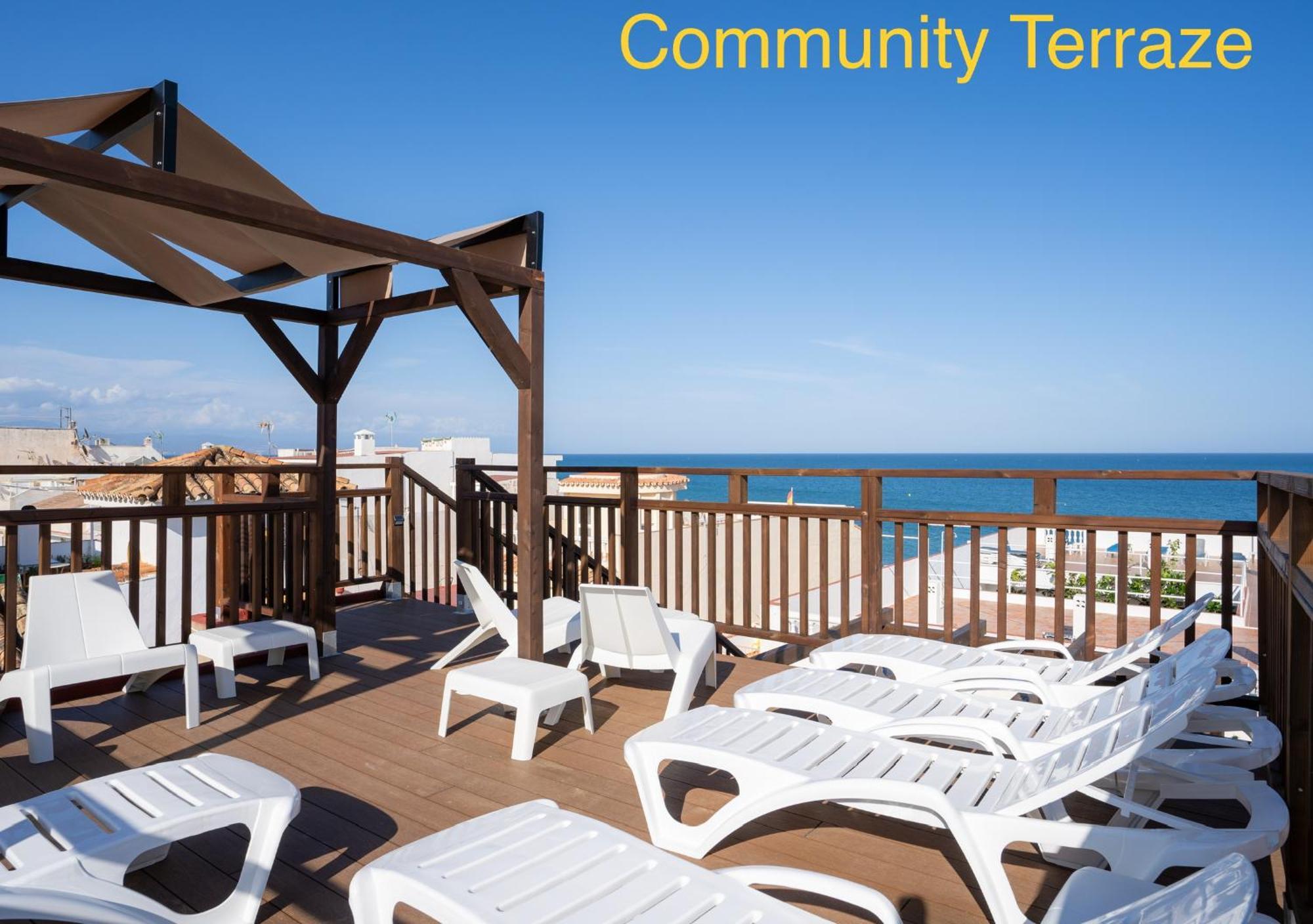 Playa Carihuela Apartamentos El Carmen טורמולינוס מראה חיצוני תמונה